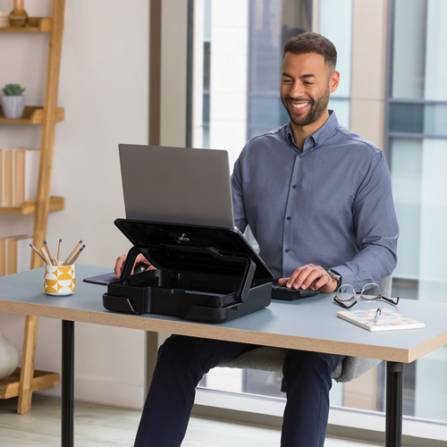 Fellowes Breyta™ Laptop Carry Case - Black